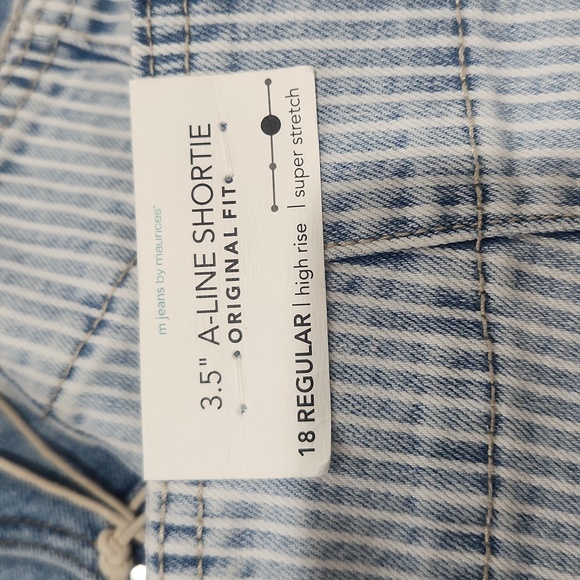 🆕️ m jeans by Maurices Striped Sculptress High Rise A Line 3.5 in Short - Picture 5 of 7